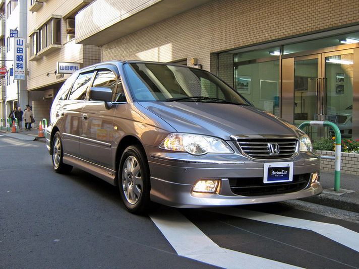 ﾎﾝﾀﾞ”ｵﾃﾞｯｾｲ 3.0VZ” ﾓﾃﾞｭｰﾛﾌﾙｴｱﾛ 最終型 ﾜﾝｵｰﾅｰ車の入庫です。