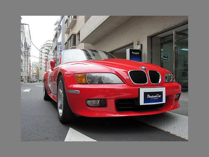 BMW”Z3ﾛｰﾄﾞｽﾀｰ2.0”AT 最終型 ﾗｲﾄﾚｯﾄﾞⅡ屋内保管車の入庫です。