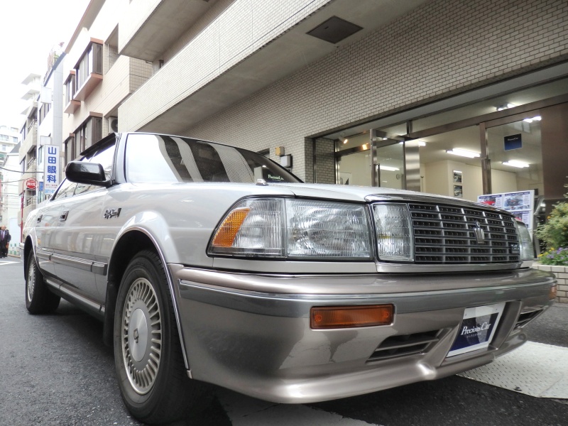 TOYOTA 130系 後期 クラウン ハードトップ 加工 コーナーレンズ VIP カスタム コーナーランプ 後期 左右セット  トヨタ MS135 MS137 130系 後期 クラウン ハードトップ ボンネット