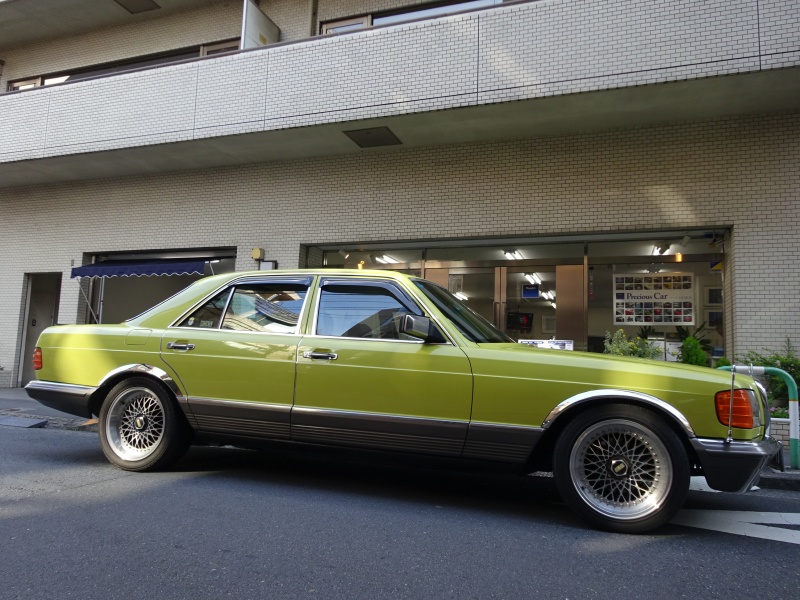マイスト　メルセデスベンツ280SE Amazon | ミニカー マイスト Maisto 1/18 SE1967ﾒﾙｾﾃﾞｽﾍﾞﾝﾂ280SE