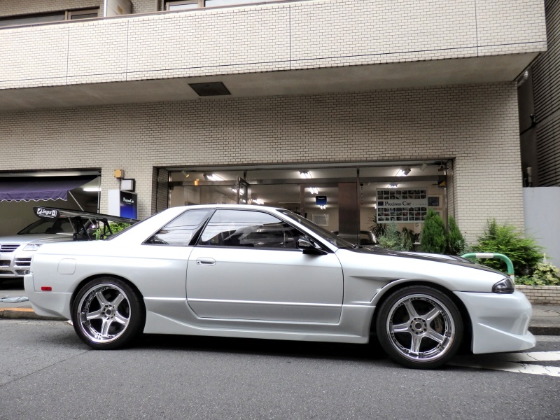 pconti　　スカイライン ミニカー 1/18 日産 スカイライン GT-R R34 Vスペック II